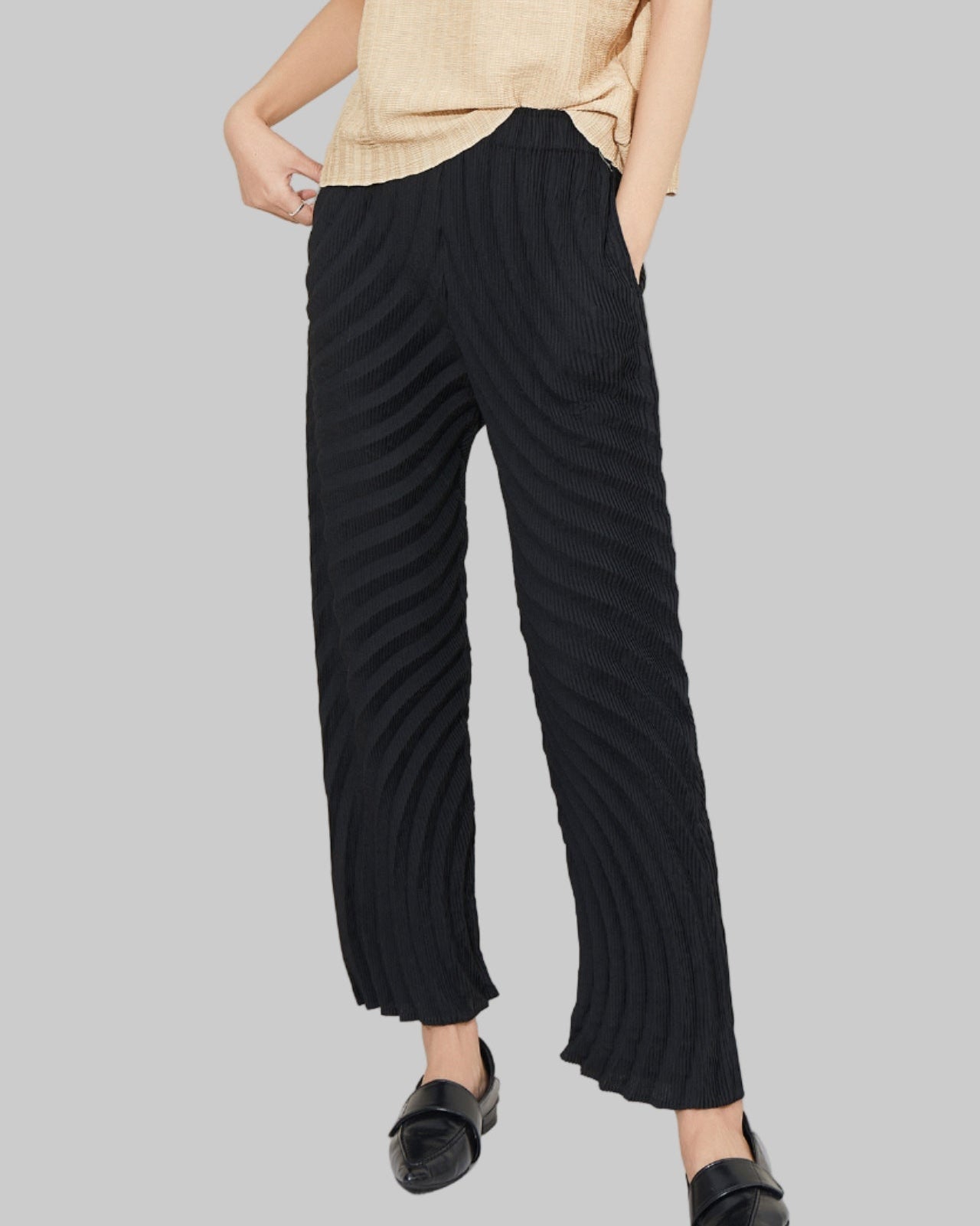 Heavy-Crinkle Pleated Straight Pants