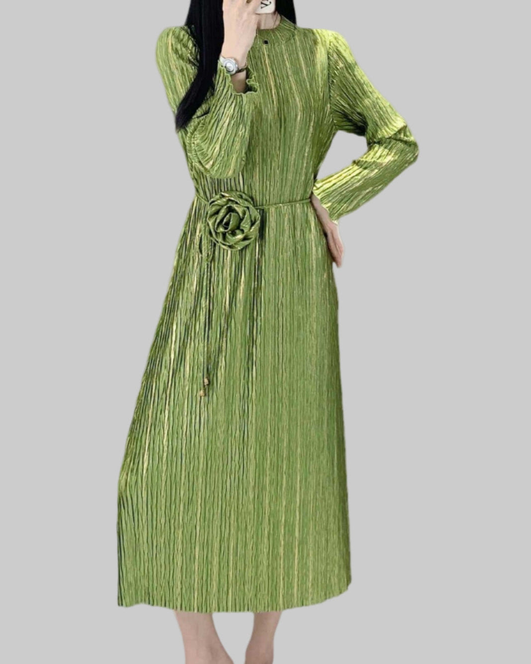 Foil Print Pleated Midi Dress