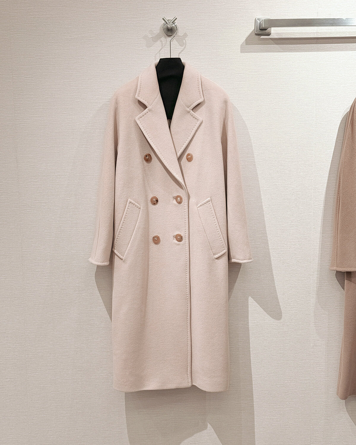 Women’s Double-Faced 100% Wool & Cashmere Double-Breasted Coat- MISTY ROSE COLOR